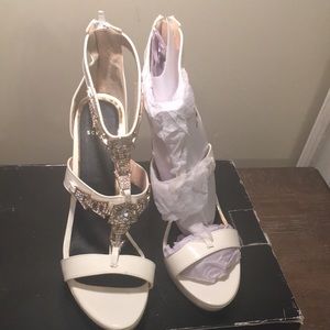 Ladies Cream Dress Sandal